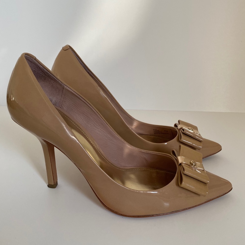 GENTLY USED COACH PATENT CLASSIC HEELS